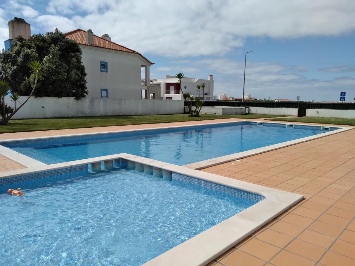Palmeiras Apartement - T1 Com Piscina Baleal Bagian luar foto