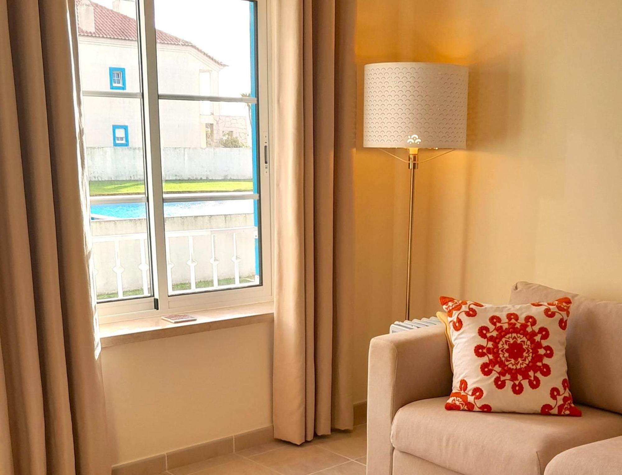 Palmeiras Apartement - T1 Com Piscina Baleal Bagian luar foto